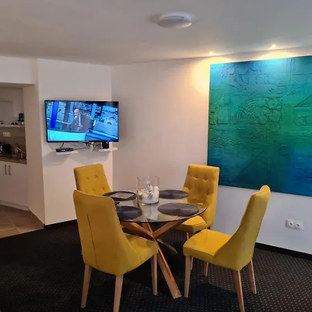 Lägenhet Center Apartmanhaz