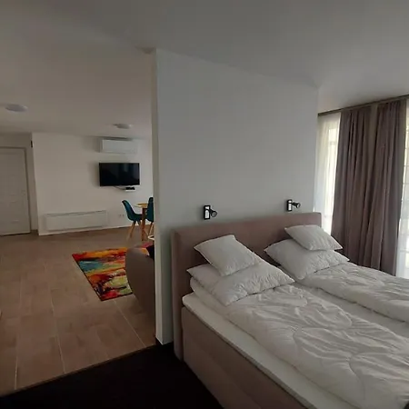 Lägenhet Center Apartmanhaz