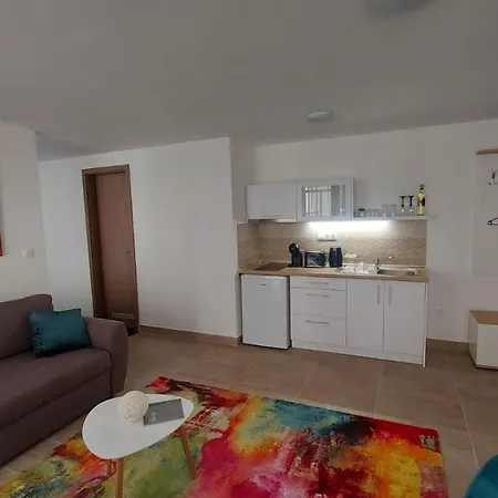 Lägenhet Center Apartmanhaz *