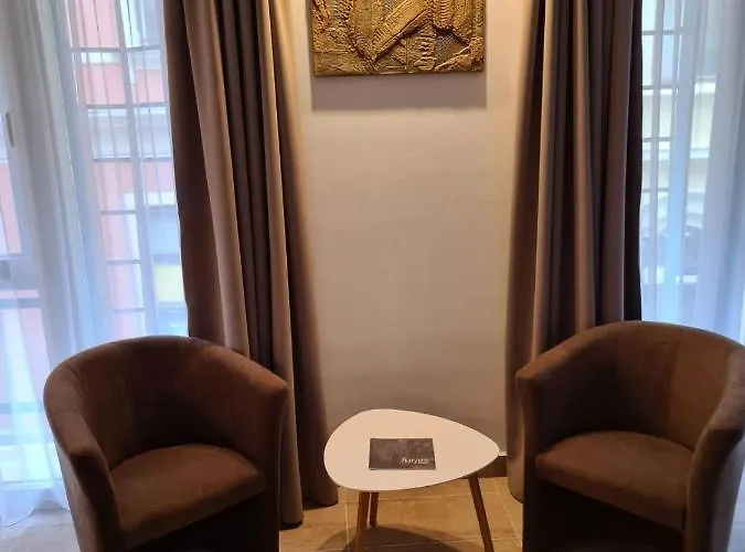 Lägenhet Center Apartmanhaz