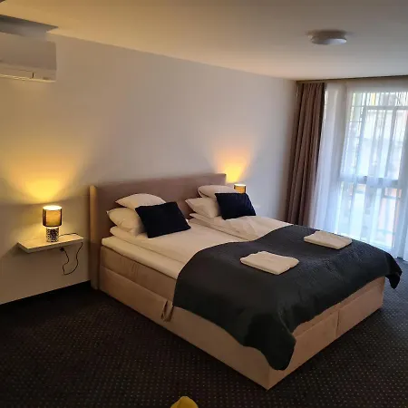 Center Apartmanhaz Apartment