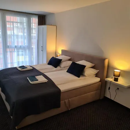 아파트 Center Apartmanhaz
