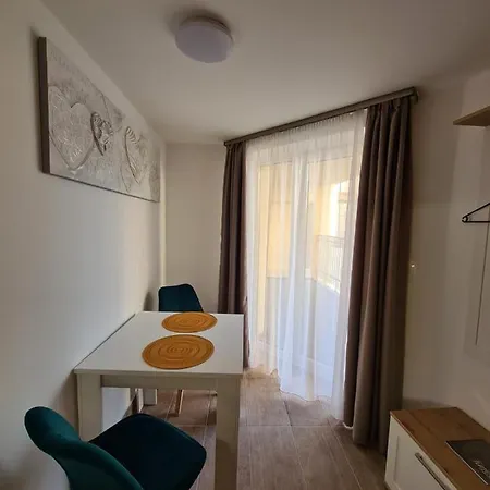 Apartament Center Apartmanhaz Eger