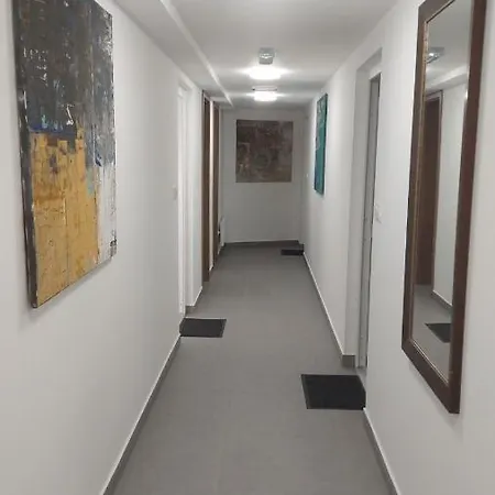 דירה Center Apartmanhaz אגר