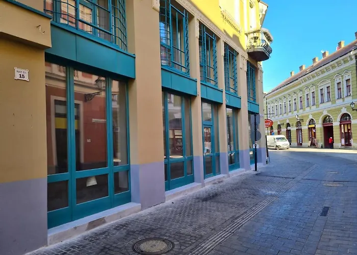 Apartment Center Apartmanhaz Eger